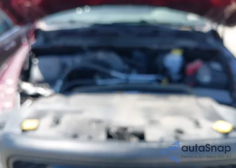 2022 Ram 1500 Classic Warlock 4X4 6'4 Box из США, поврежденный, VIN 1C6RR7GT6NS121205